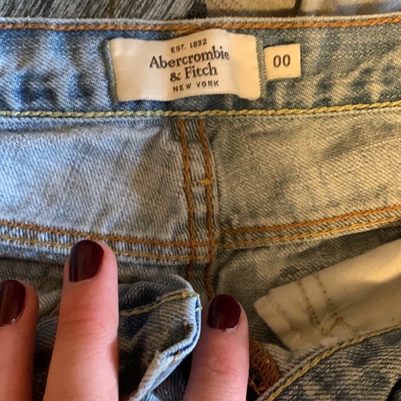 Abercrombie & Fitch Jean Shorts, 00 - Picture 3 of 3
